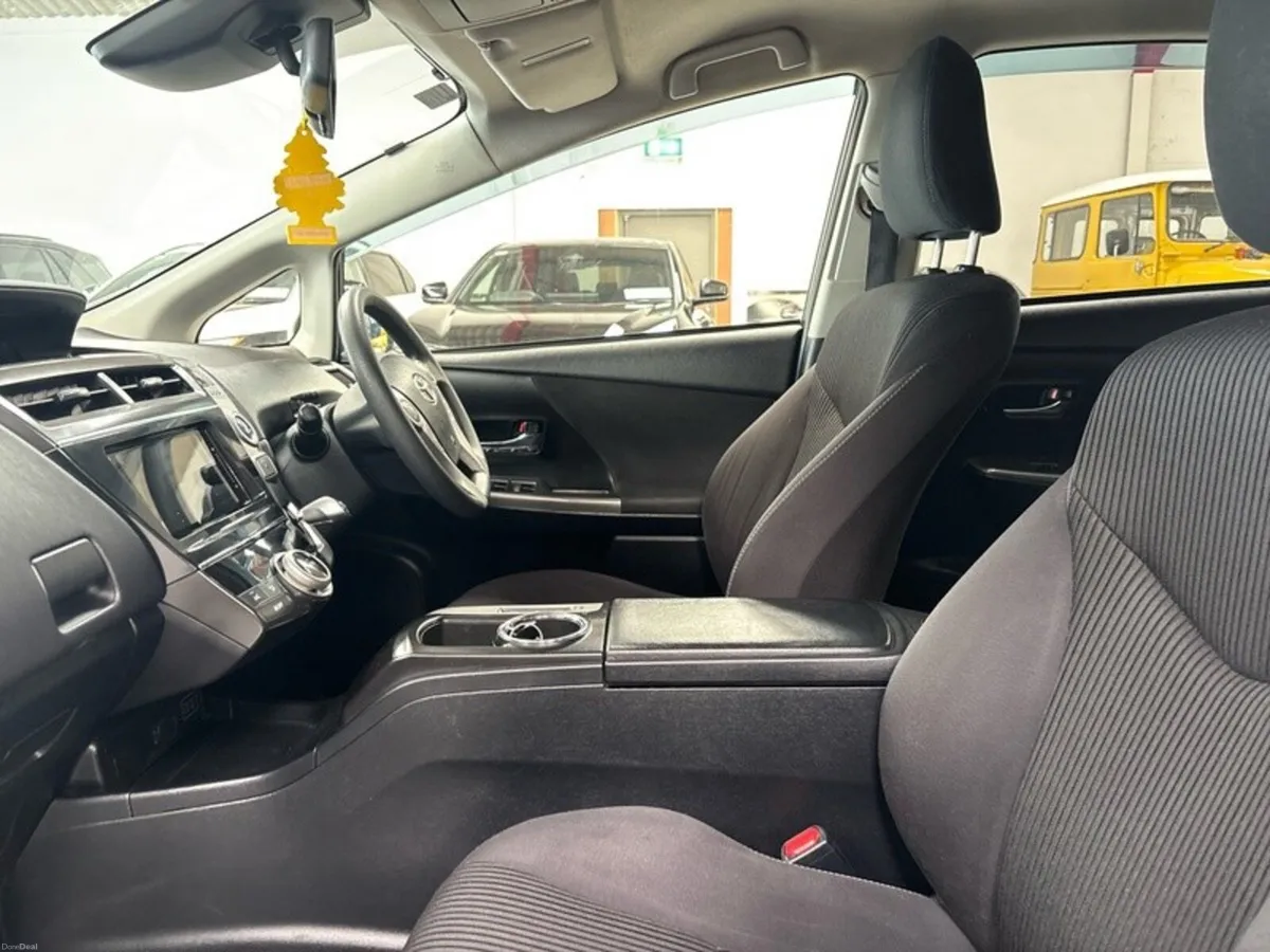 Toyota Prius DAA-ZVW40W 5DR AUTO - Image 6