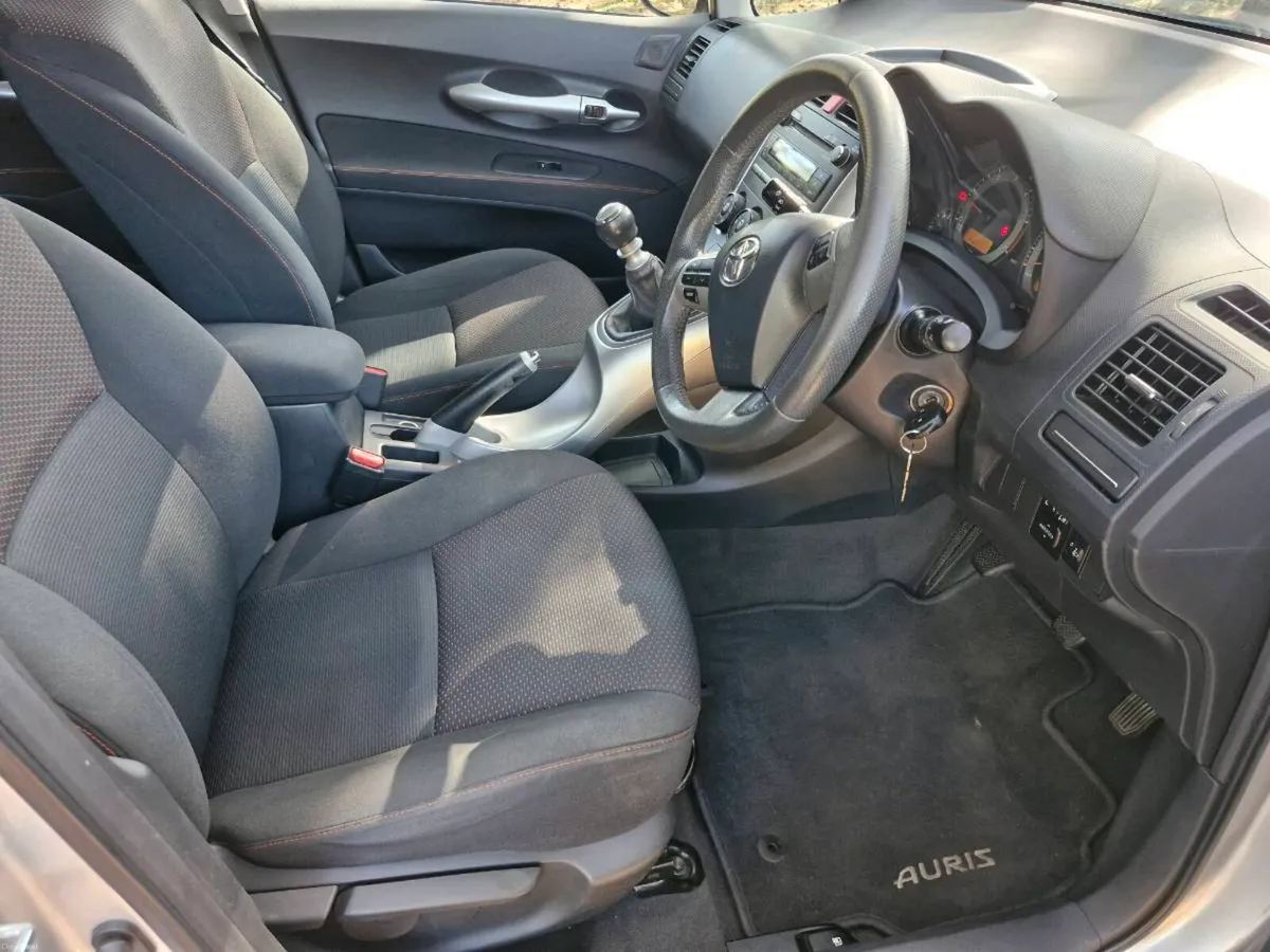 Toyota auris 1.4 D4D 160000 km - Image 5