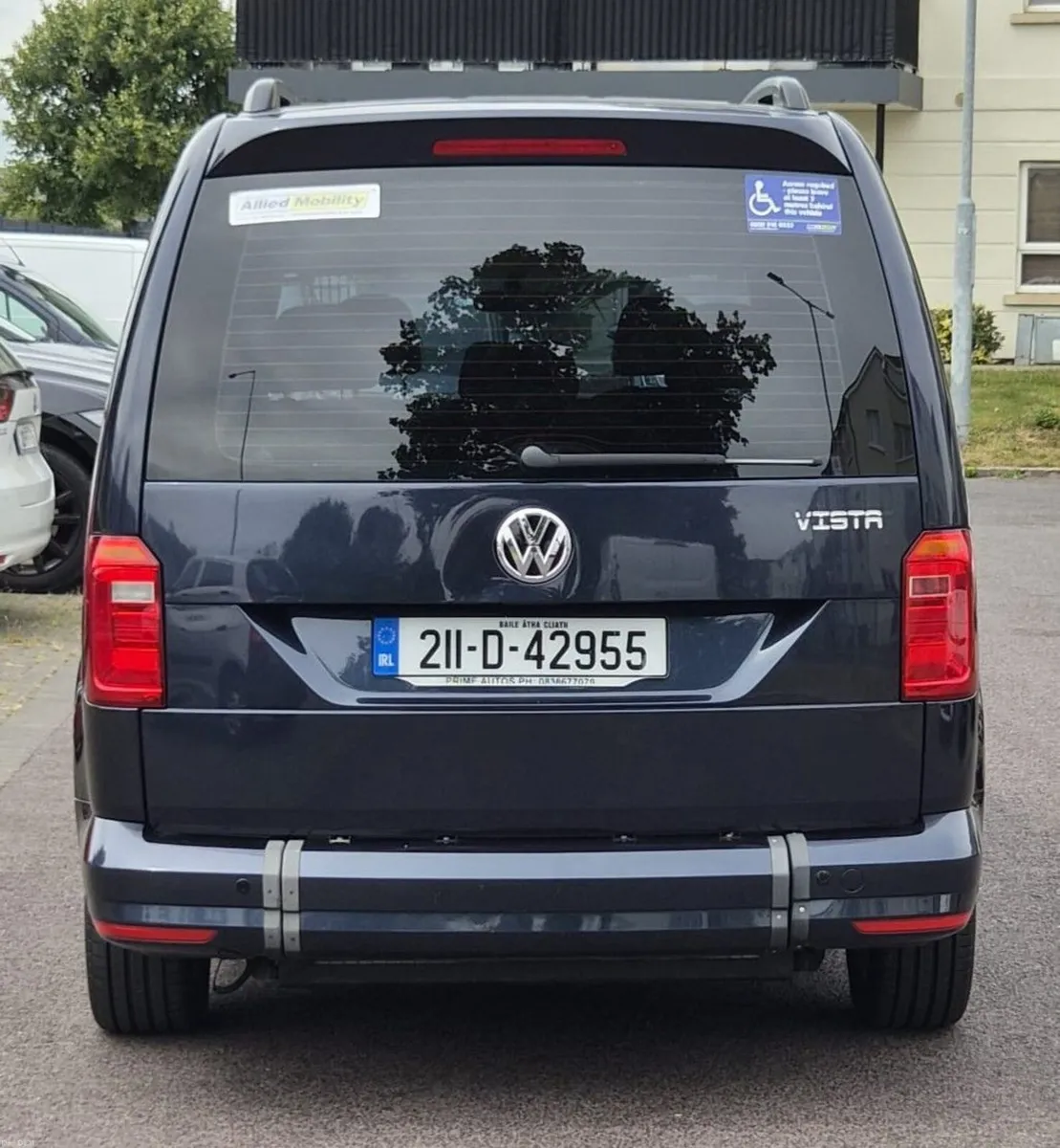 Volkswagen Caddy Maxi Life 2.0 C20 TDI S-A AUTO WA - Image 2