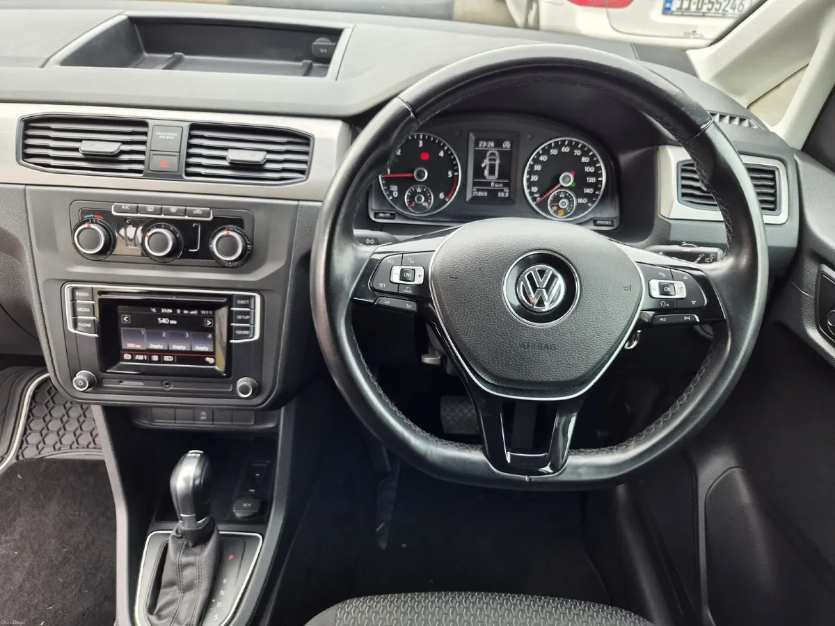 Volkswagen Caddy Maxi Life 2.0 C20 TDI S-A AUTO WA - Image 5