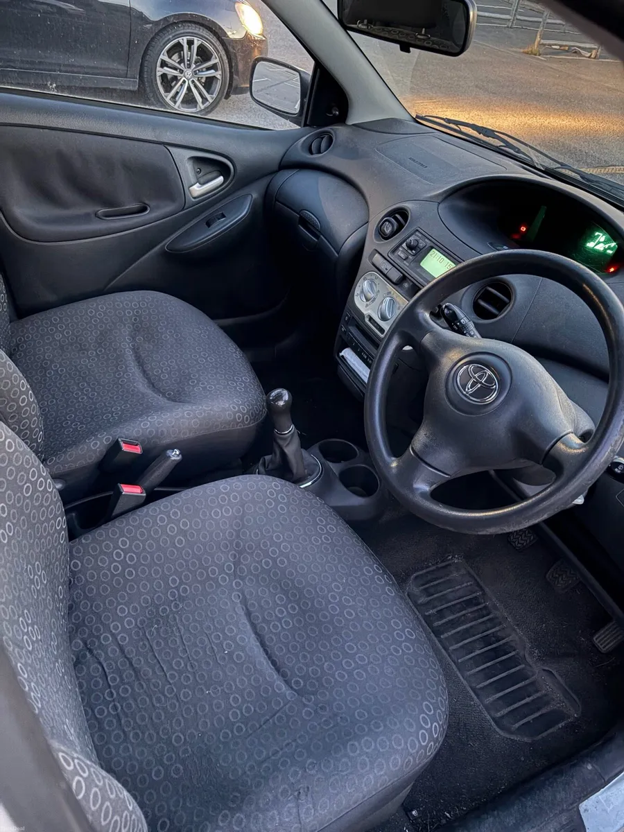 Toyota Yaris 1.0 Petrol 74,000Miles - Image 5