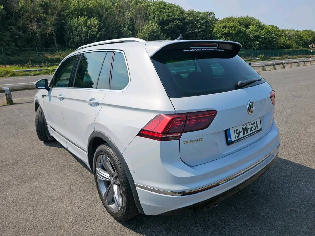 Volkswagen Tiguan 2.0 TDI R-LINE 2019 perfect cond - Image 4