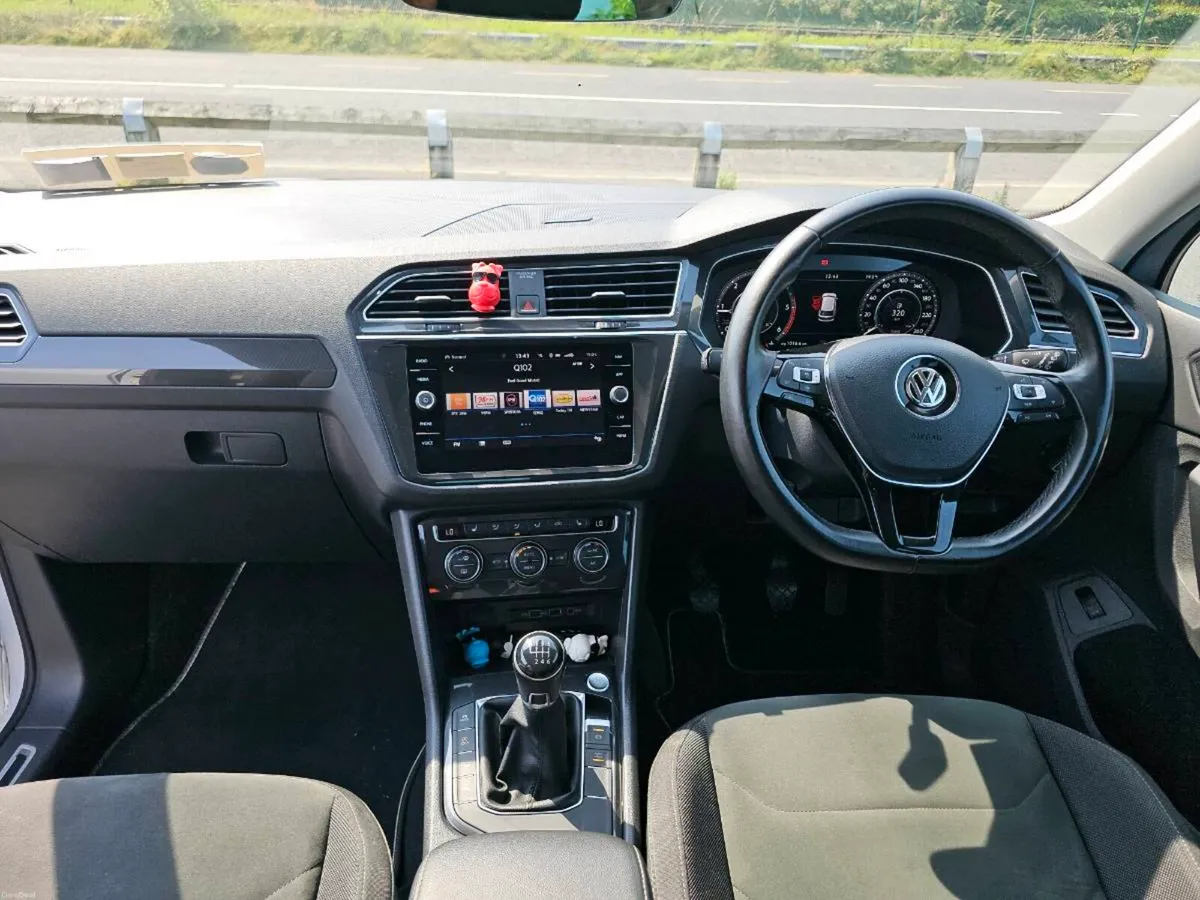 Volkswagen Tiguan 2.0 TDI R-LINE 2019 perfect cond - Image 6