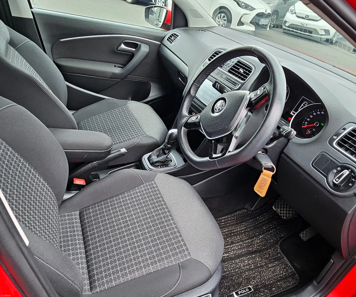 2017 Volkswagen Polo  Automatic Petrol 18k miles - Image 6