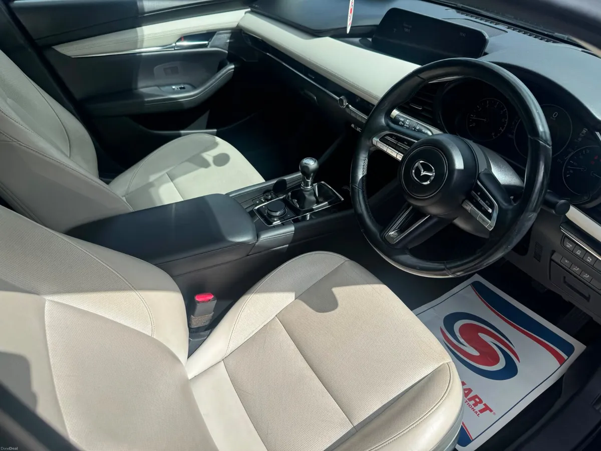 2020 Mazda Mazda3 PETROL PLATINUM SPORT - Image 6