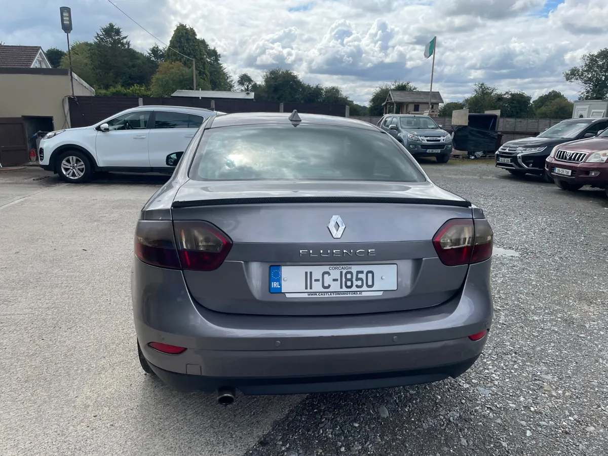 Renault Fluence 2011, tested and tax 2027 - Image 4