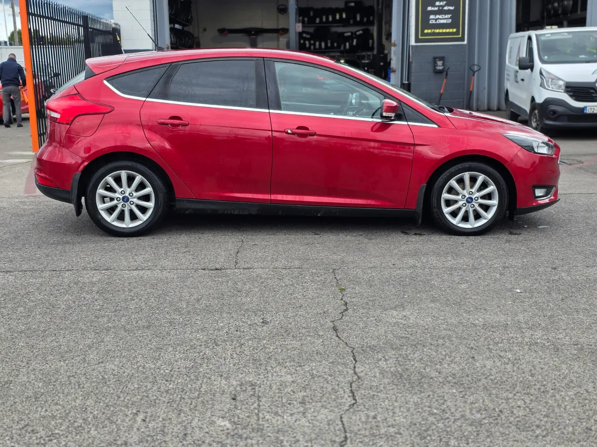 Ford Focus 1.5 TDCi Titanium - Image 2