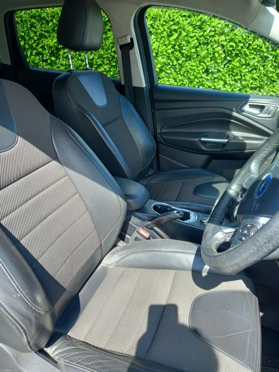 Ford Kuga 2015 - Image 4
