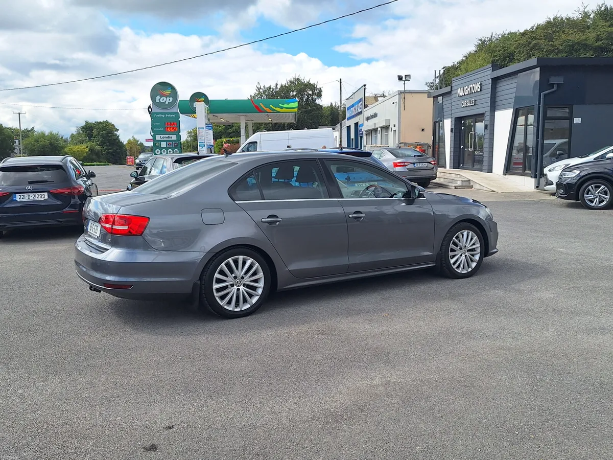 Volkswagen Jetta 2.0 Highline *High Spec - Image 3
