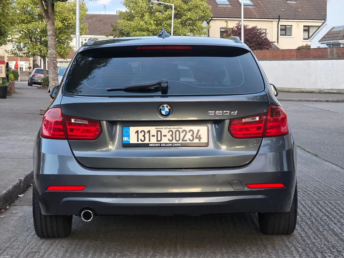 BMW 3-Series 2013 touring est - Image 4