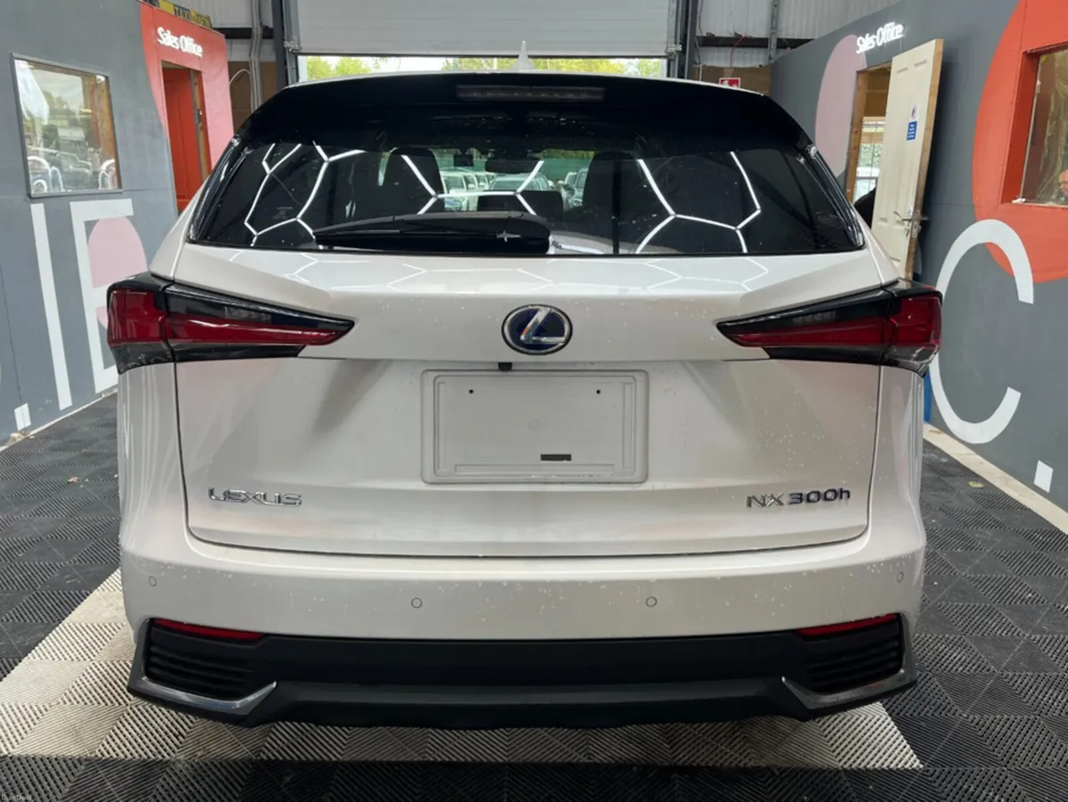 Lexus NX 2021 LEXUS NX NX300h VERSION L 2.5 AUTOMA - Image 4