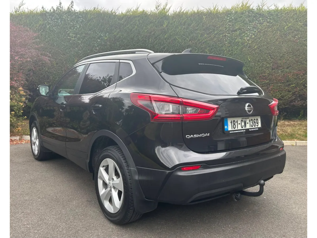 Nissan Qashqai 1.5 SV 18 4DR - Image 6