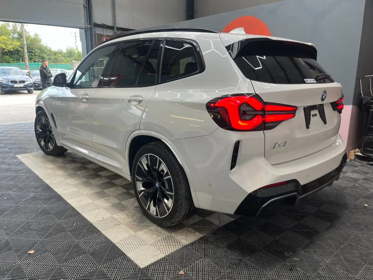 BMW iX3 2025 BMW IX3 M-SPORT AUTOMATIC / CRUISE CO - Image 5