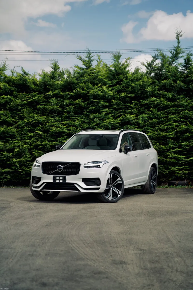 Volvo XC90 Ultimate T8 2022 | Plug-in Hybrid - Image 1