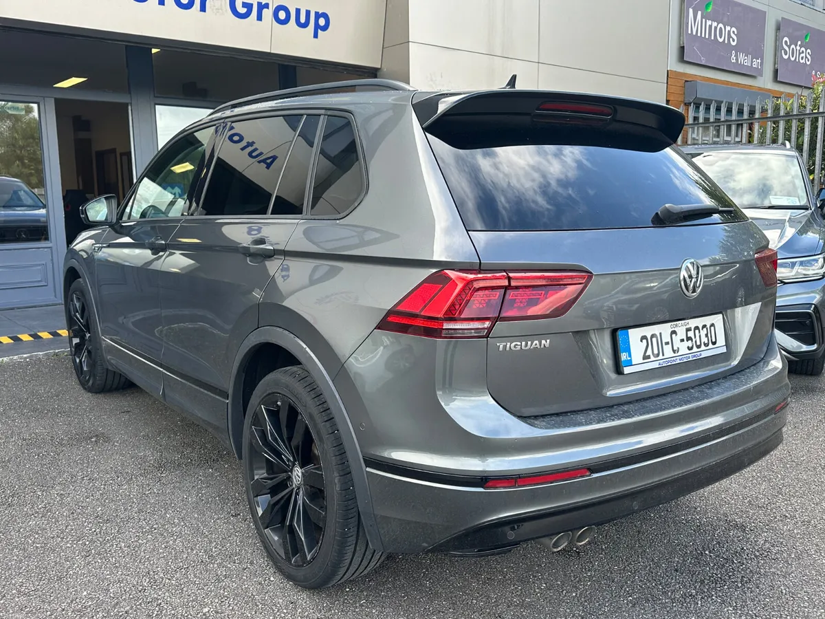 Volkswagen Tiguan 2.o TDI R-LINE Black Pack - Image 2