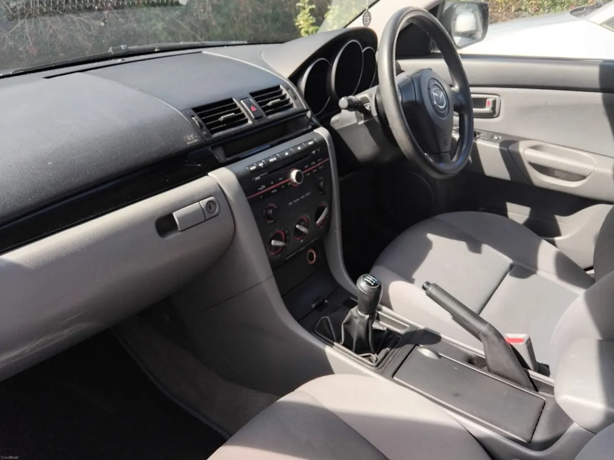 2007 Mazda 3 - Image 3