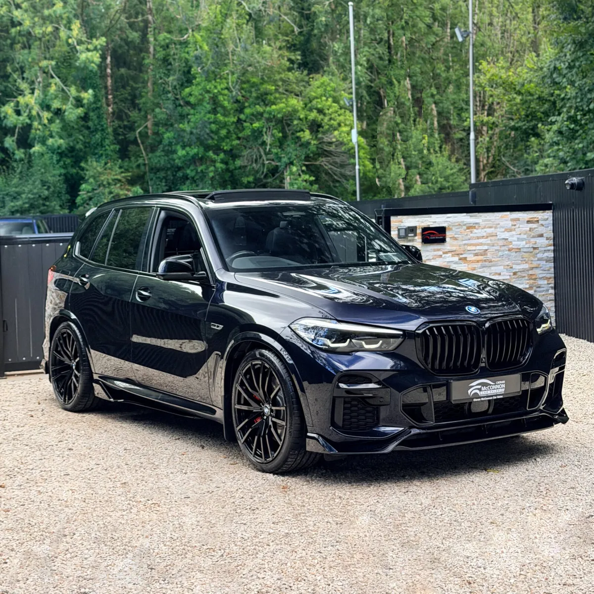 2022 (222) BMW X5 45E M SPORT PRO *HUGE SPEC* - Image 1