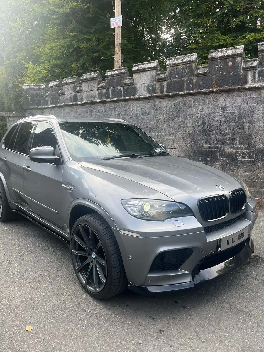 BMW x5m 4.4v8 twin turbo crew cab - Image 2
