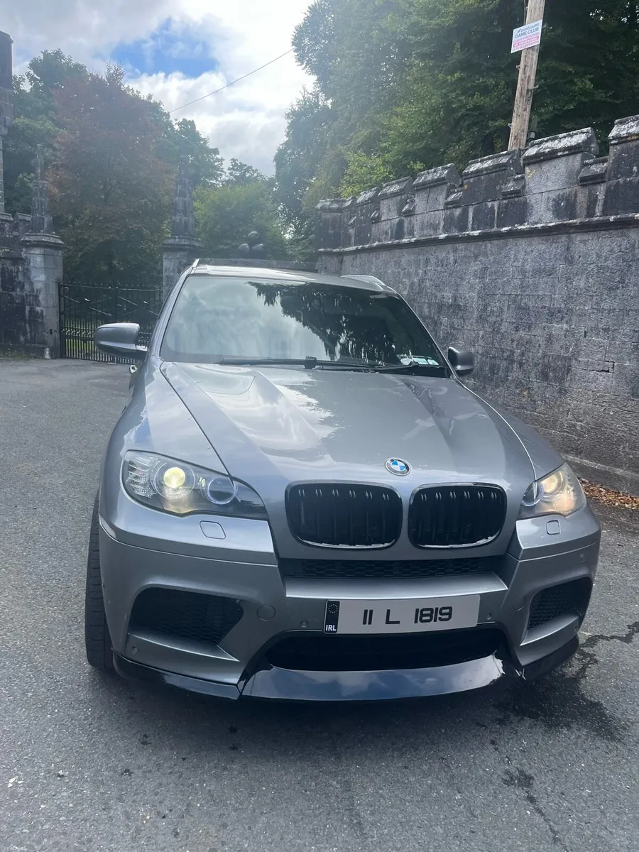 BMW x5m 4.4v8 twin turbo crew cab - Image 3