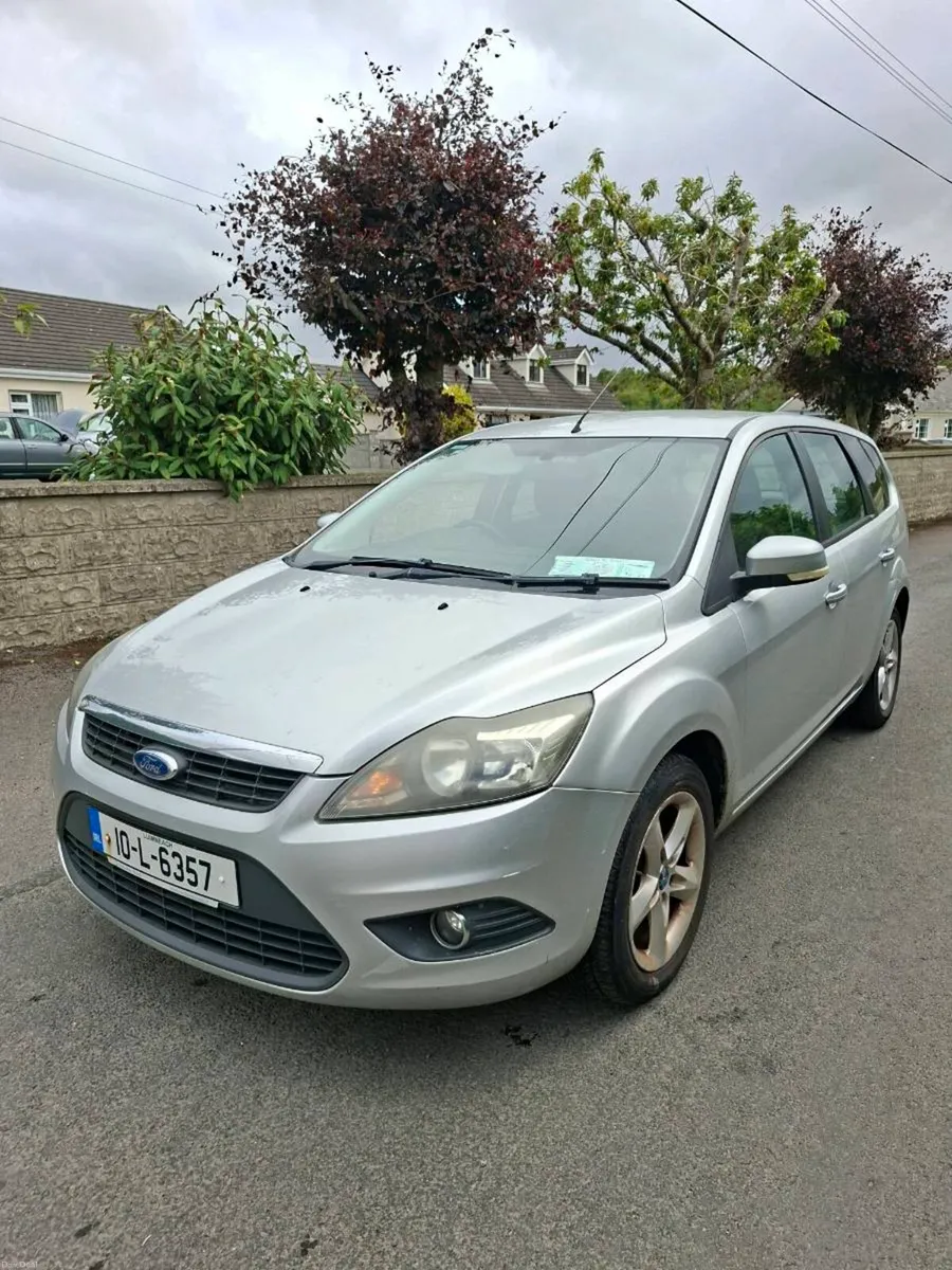 FORD FOCUS 2010 ESTATE 1 OWNER - Image 2