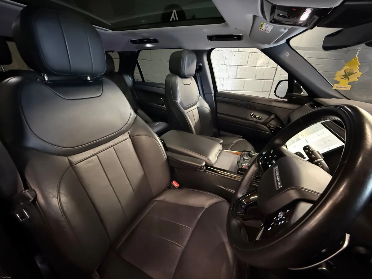 231 Range Rover Sport 3.0 PHEV Dynamic SE - Image 6