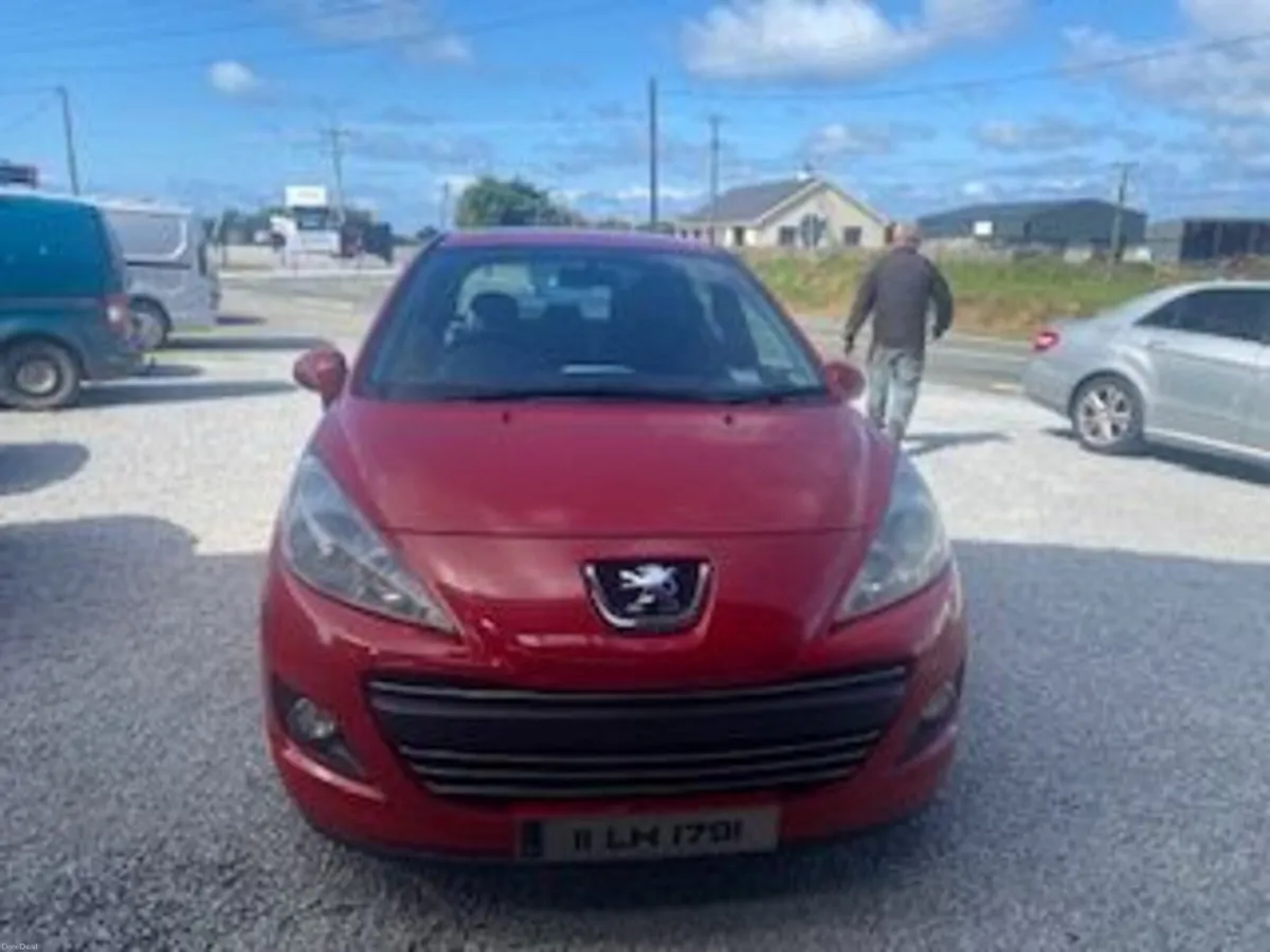 Peugeot 207 2011 - Image 1