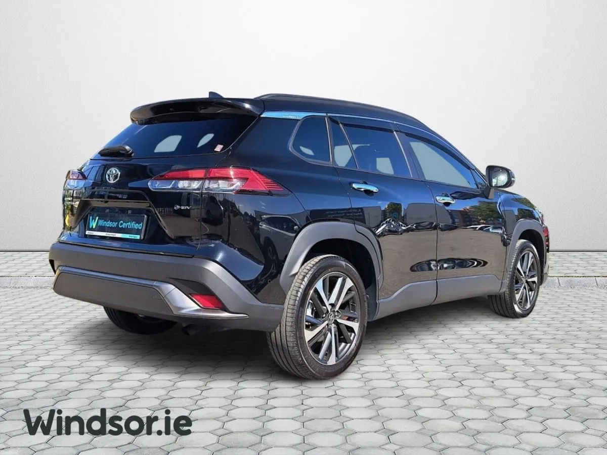 Toyota Corolla Cross Z HYBRID AUTO - Image 2