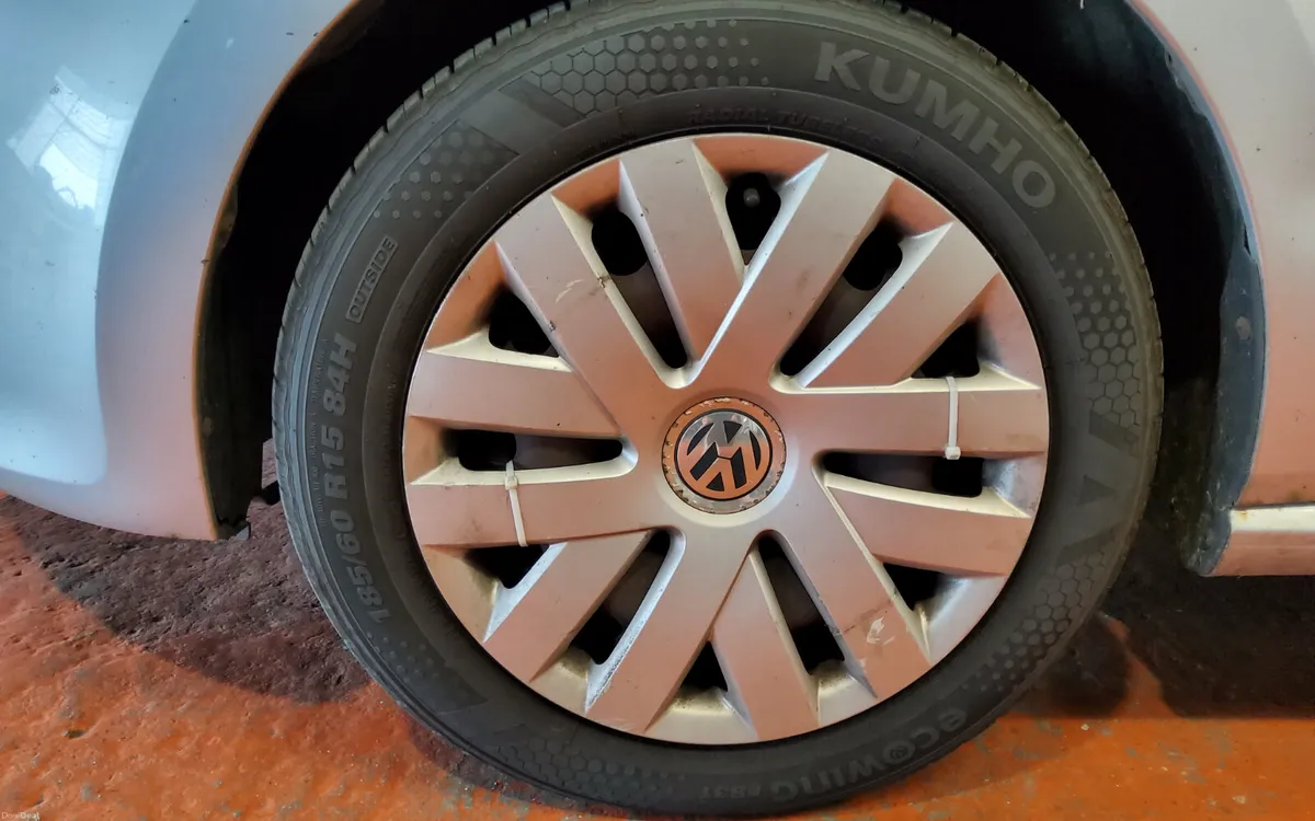 Volkswagen Polo 2010 - Image 4