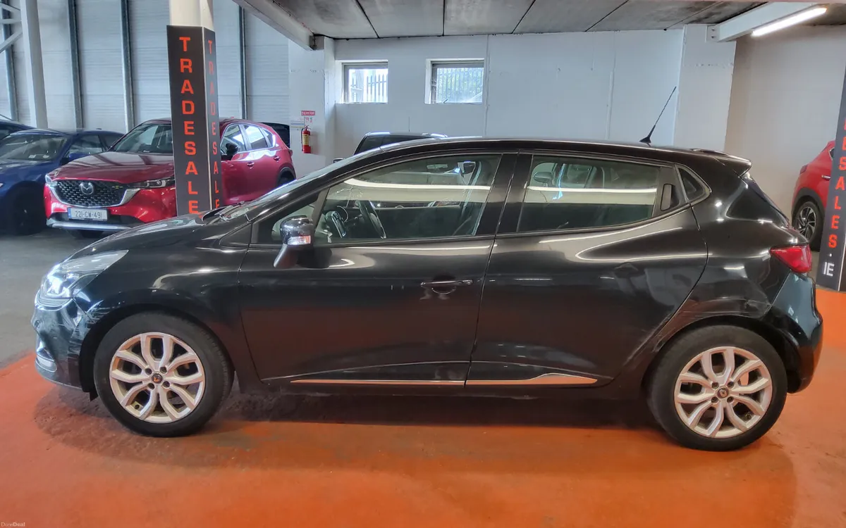Renault Clio 2018 - Image 6
