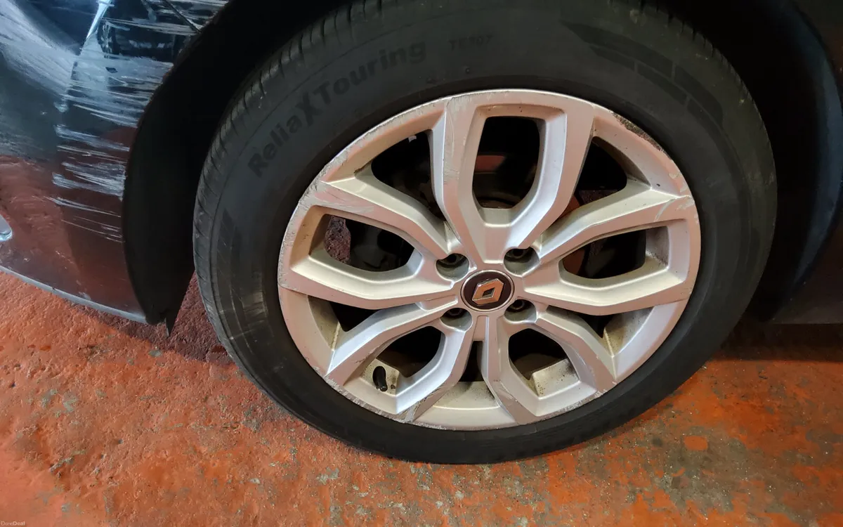 Renault Clio 2018 - Image 4