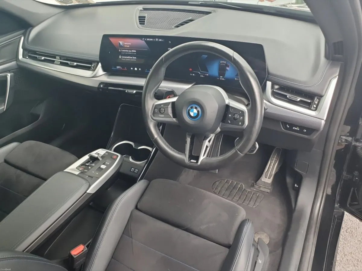 BMW iX1 eDrive20 M Sport - Image 6