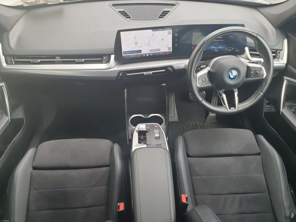 BMW iX1 eDrive20 M Sport - Image 4