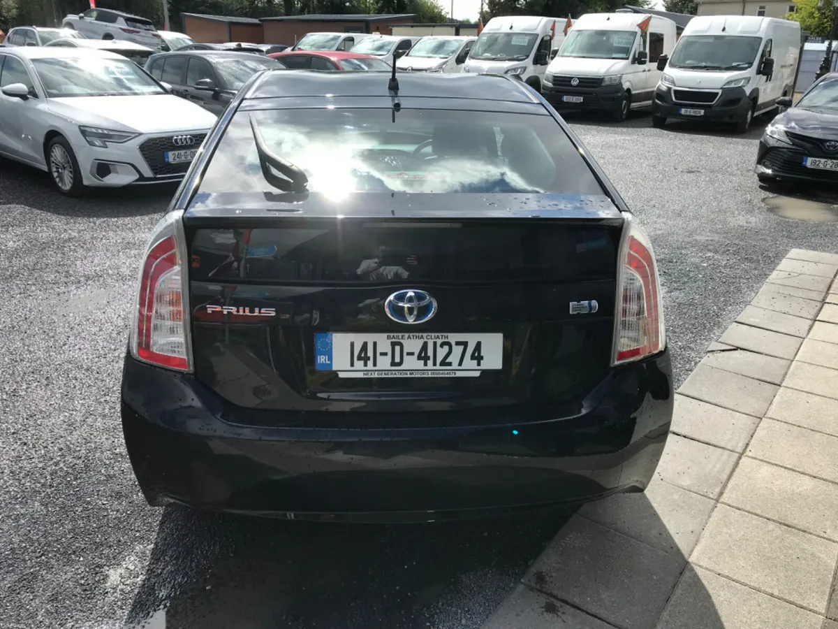 2014 Toyota Prius Hybrid Automatic - Image 4
