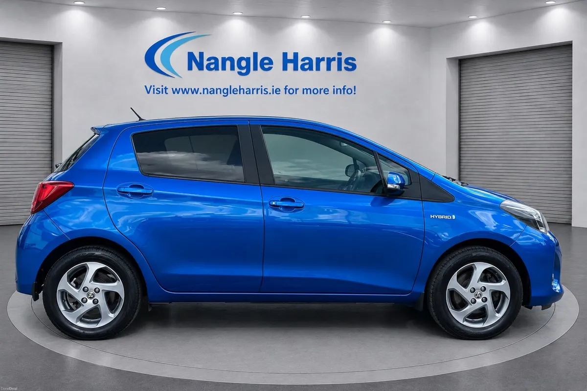 Toyota Yaris Sol. Automatic - Image 6