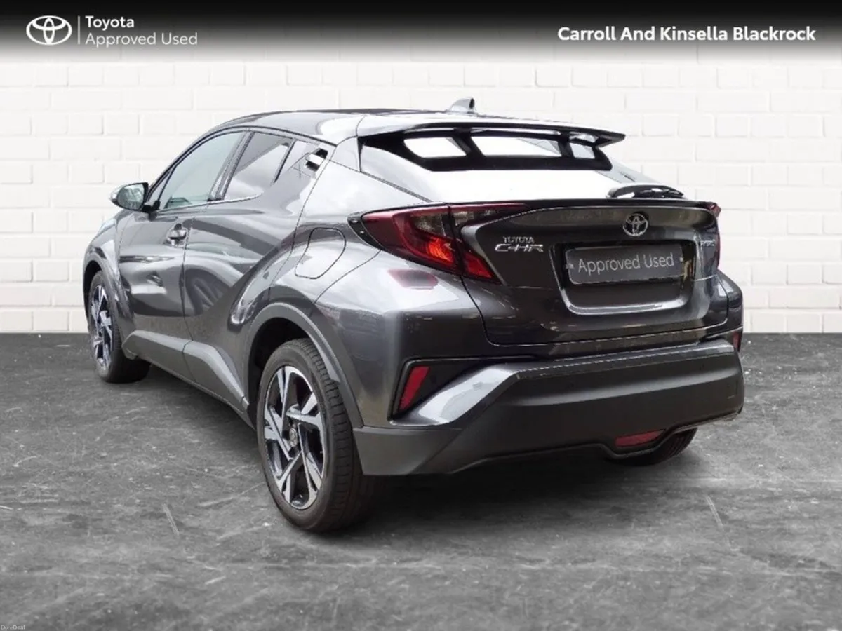 Toyota C-HR Hybrid Sport - Image 2