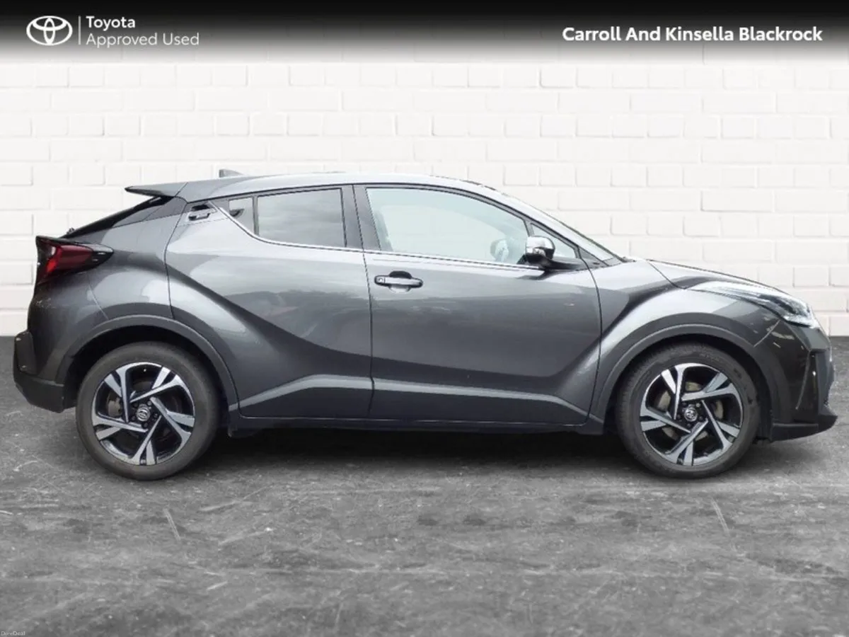 Toyota C-HR Hybrid Sport - Image 3