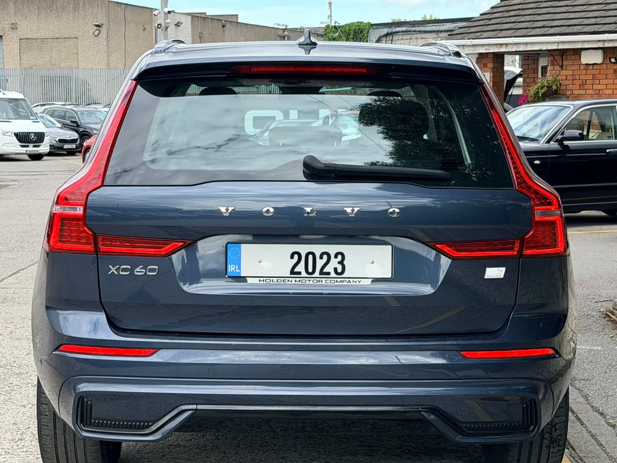 2023 Volvo XC60..T6 AWD..RECHARGE..SUNROOF.. - Image 5