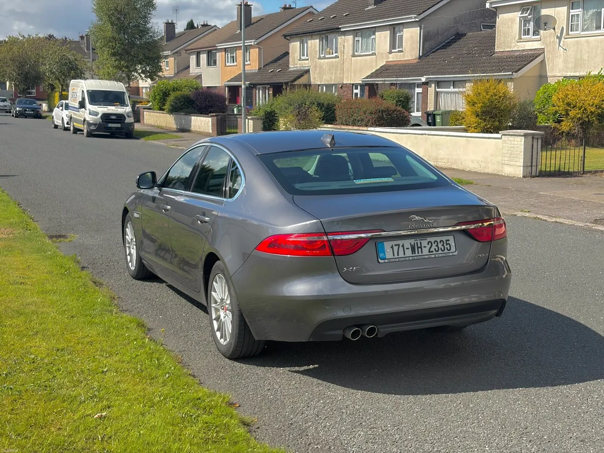 Jaguar XF 2017 - Image 4