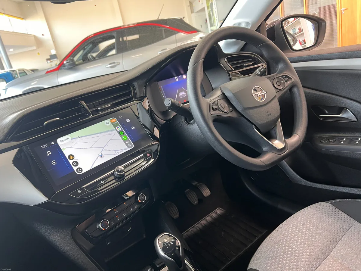 2025 High Spec ELEGANCE As New Flaoting CarPlay - Image 3