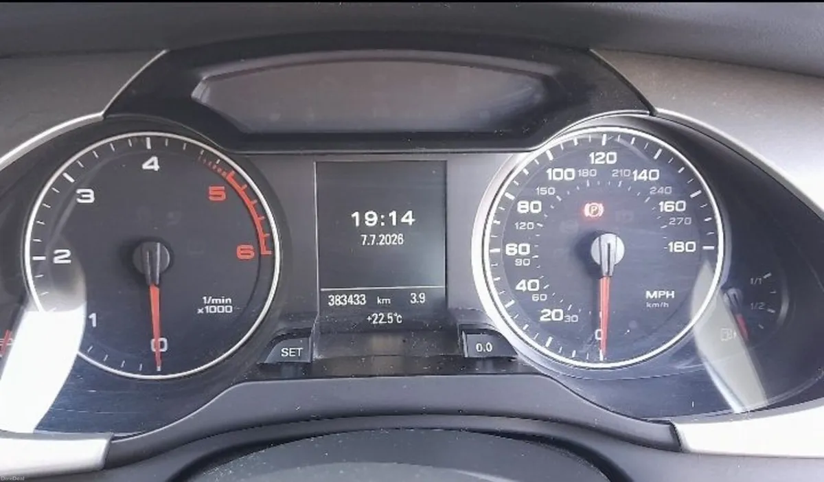 Audi A4 2011 - Image 5