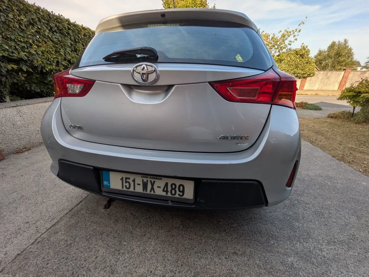 Toyota Auris 2015 - Image 6
