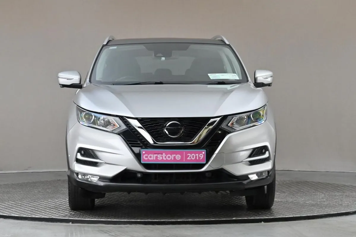 Nissan Qashqai 1.3 N-CONNECTA DIG T 6SPD **GLASS R - Image 2