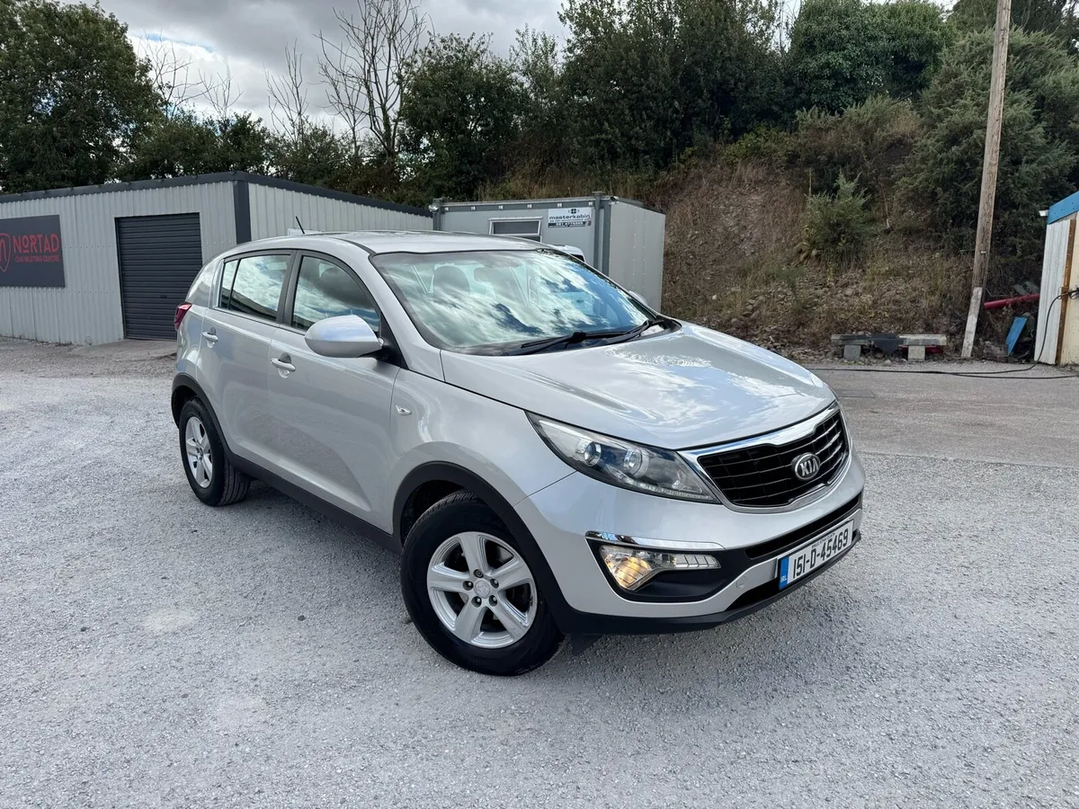 15 Kia Sportage Low mls Fresh Nct/Long Tax - Image 4
