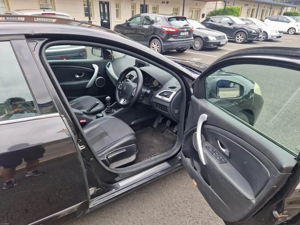 Renault Fluence 2012 - Image 4