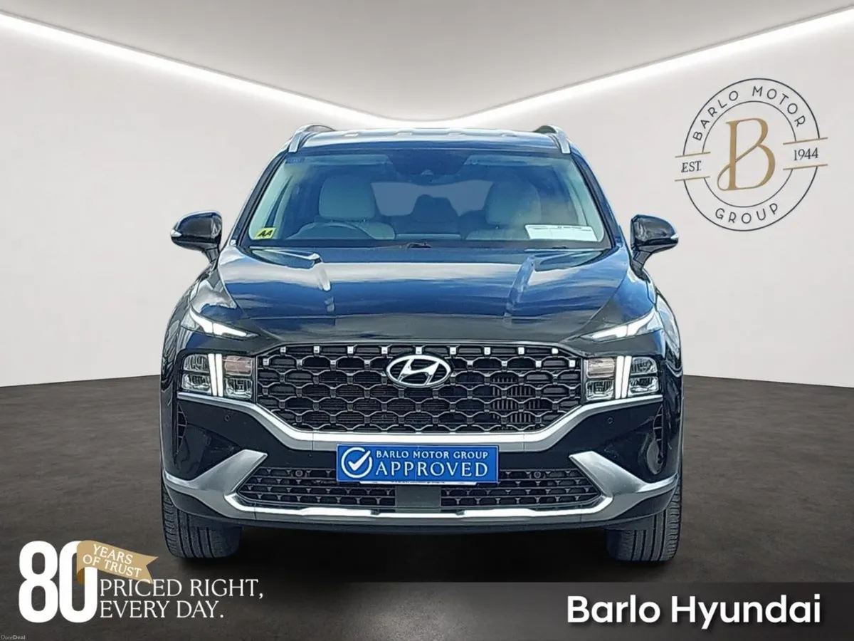 Hyundai Santa Fe 1.6 PHEV 4WD Executive Plus Auto - Image 3