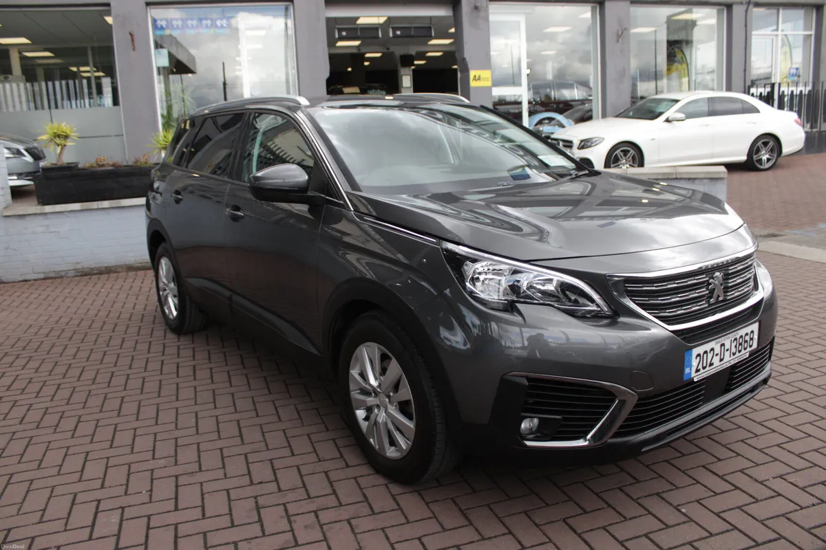 Peugeot 5008 2020 - Image 1