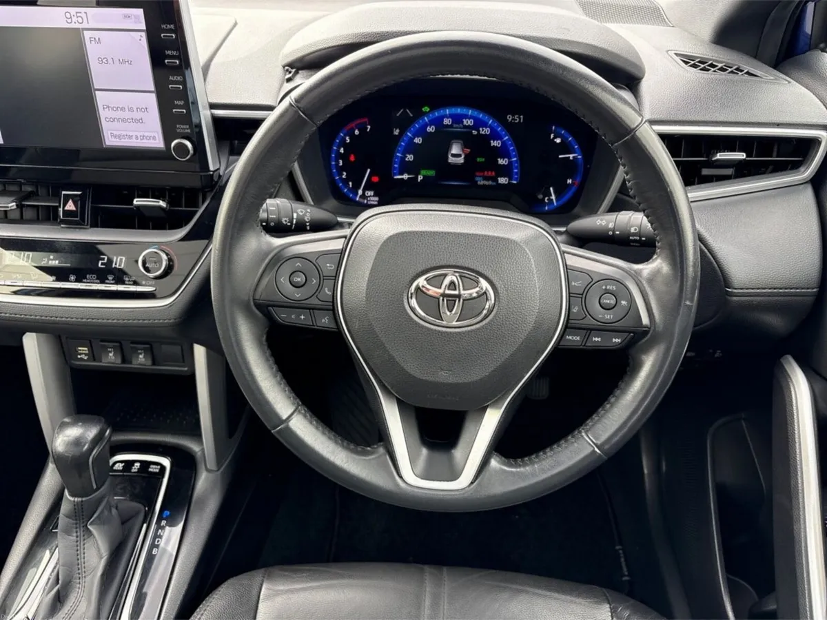 Toyota Corolla Cross Hybrid Z (023496) - Image 3