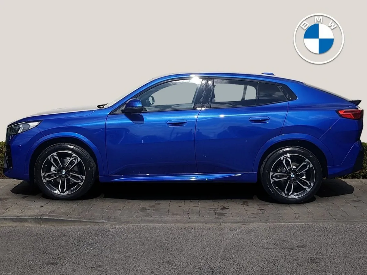 BMW iX2 eDrive20 M Sport - Image 3
