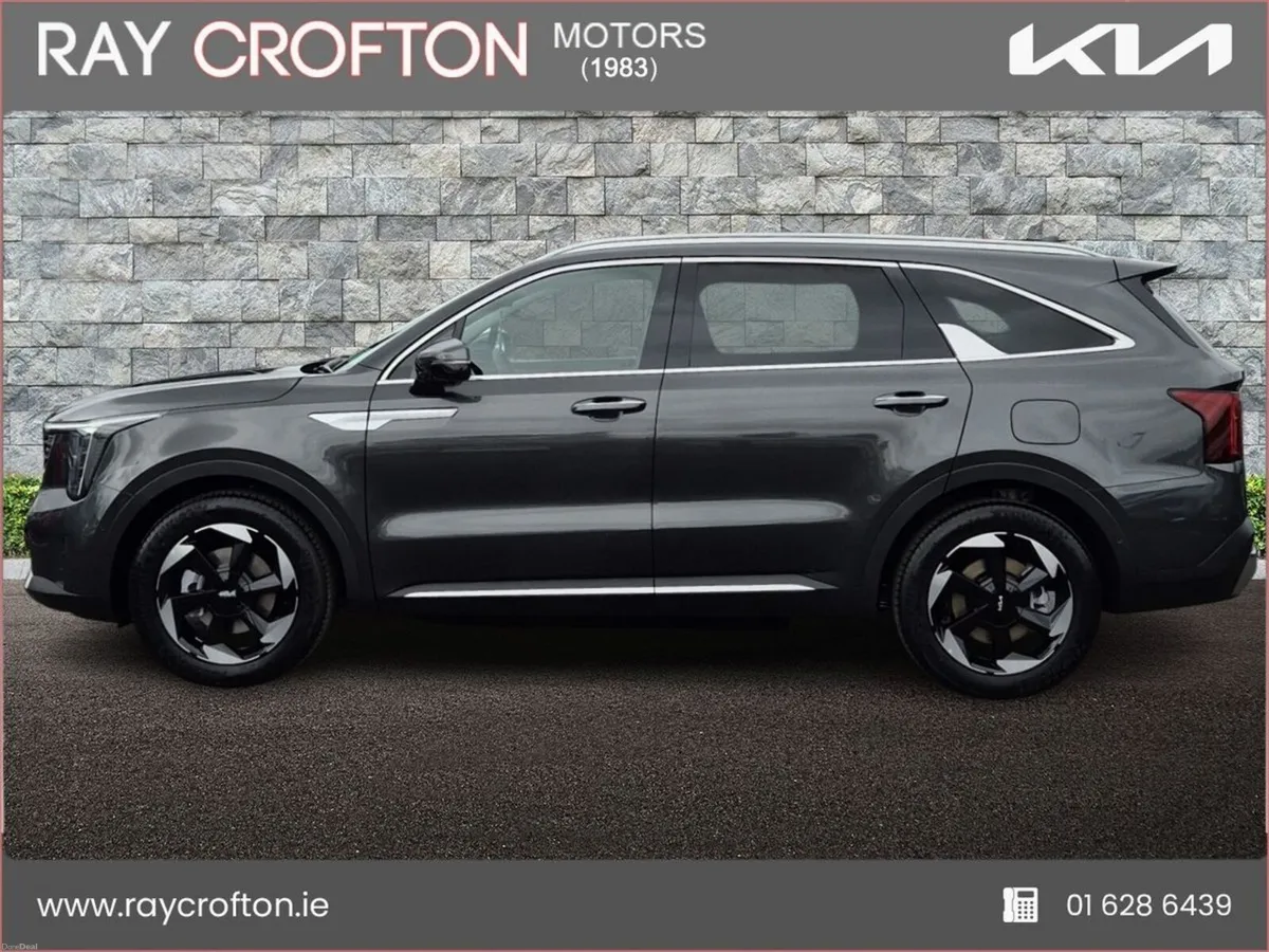 Kia Sorento 1.6 PHEV *3.9% APR* - Image 5