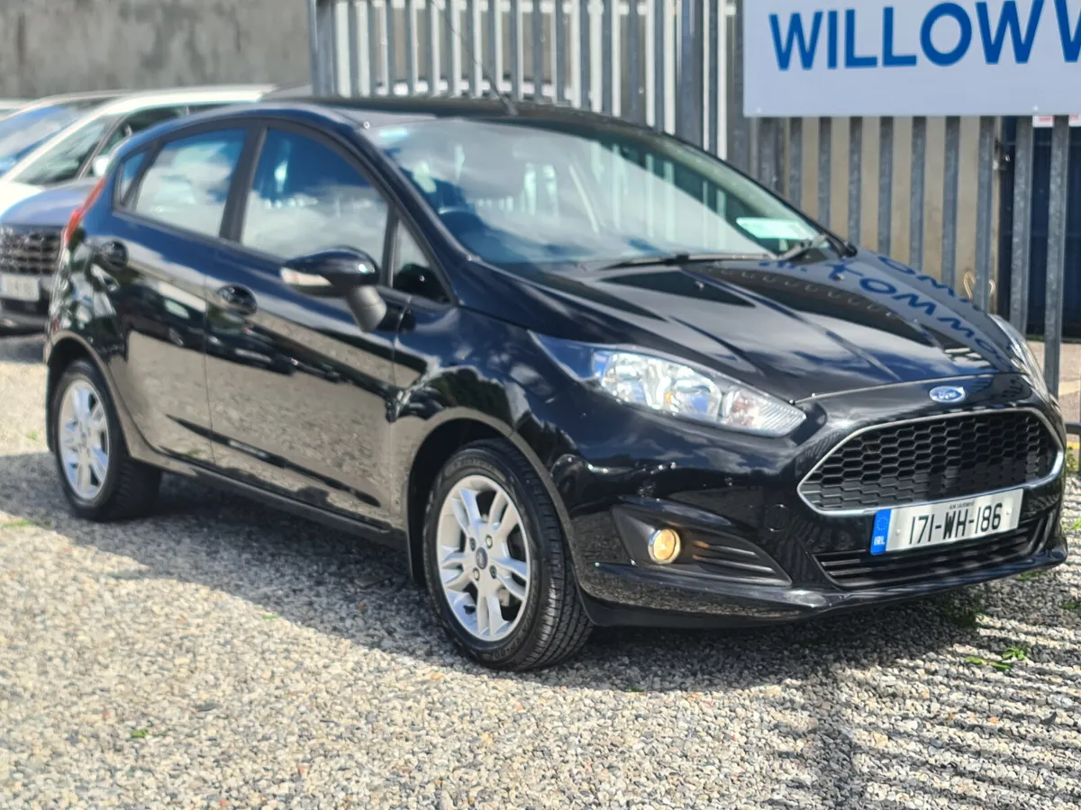Ford Fiesta 1.25 zetec 5dr hatchback 2017 - Image 3
